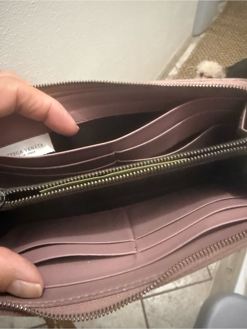 Authentic Bottega Veneta Intrecciato Leather Zippy Wallet. Mauve Pink - Picture 8 of 12